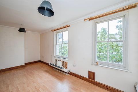2 bedroom flat for sale, Camperdown, Great Yarmouth