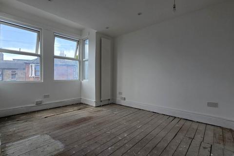 4 bedroom terraced house for sale, Sibley Grove, Manor Park, E12 6SF
