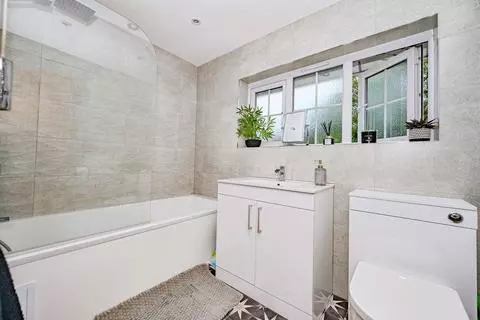 3 bedroom terraced house for sale – pohled 4