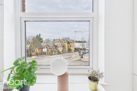 1 bedroom flat for sale, East Street, EPSOM
