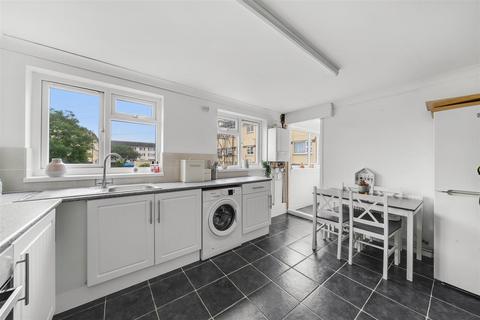 2 bedroom flat for sale, Carless Court, Woolcombe Road, Portland