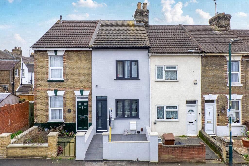 2 bedroom terraced house for sale