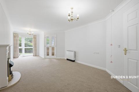undefined, Ashingdon Road, Rochford SS4