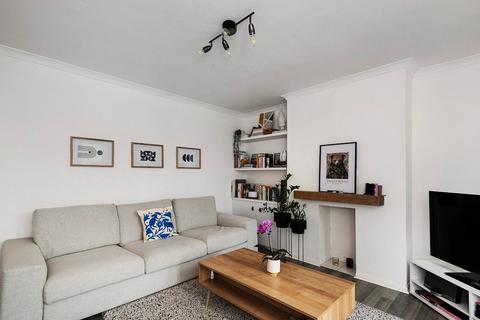 2 bedroom ground floor maisonette for sale, Belvedere Road, Bexleyheath, DA7