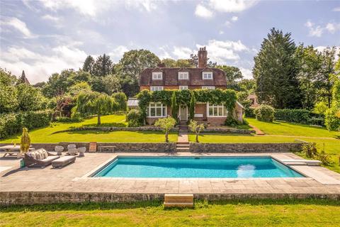 4 bedroom detached house for sale, Biddenden, Kent, TN27