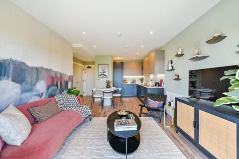 2 bedroom flat for sale, 301 Longwater Avenue, Reading RG2
