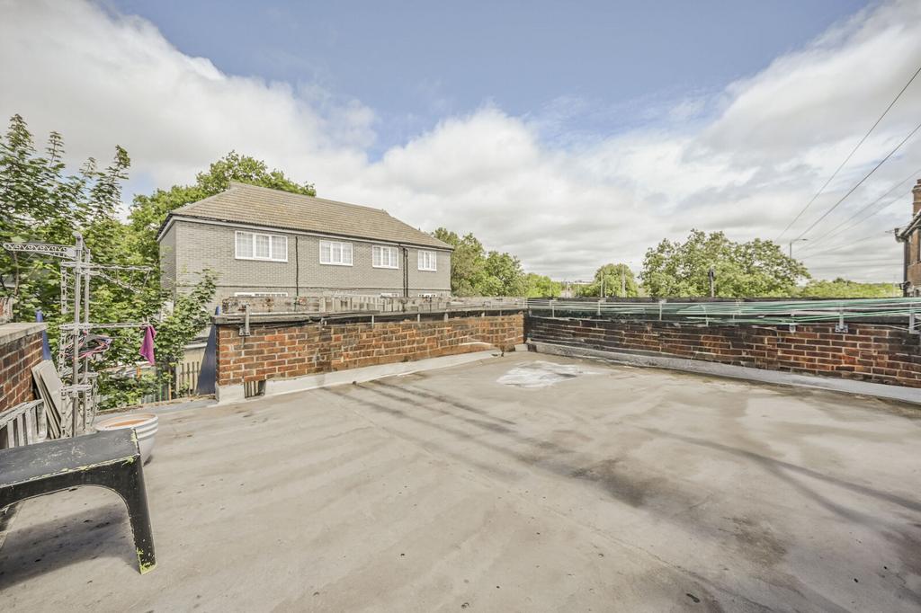 Driveway view, driveway