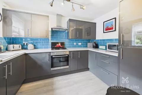 3 bedroom end of terrace house for sale - Vista 3