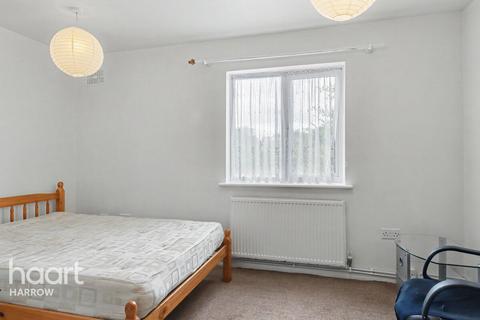 1 bedroom maisonette for sale, Badgers Close, Harrow