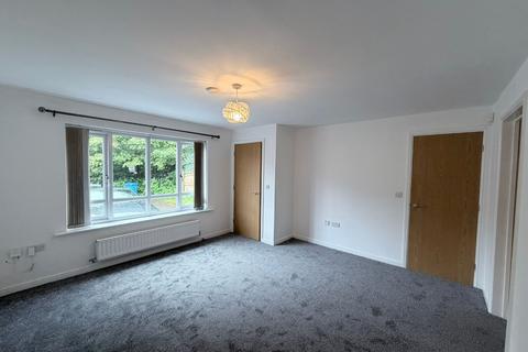3 bedroom semi-detached house to rent, Christie Lane, Salford M7