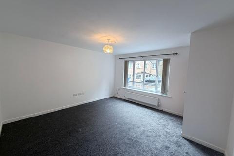 3 bedroom semi-detached house to rent, Christie Lane, Salford M7