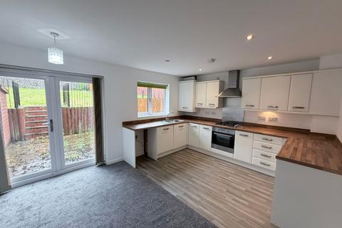 3 bedroom semi-detached house to rent, Christie Lane, Salford M7
