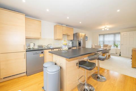 3 bedroom terraced house for sale, Violet Way, Kingsnorth, Ashford, Kent, TN23