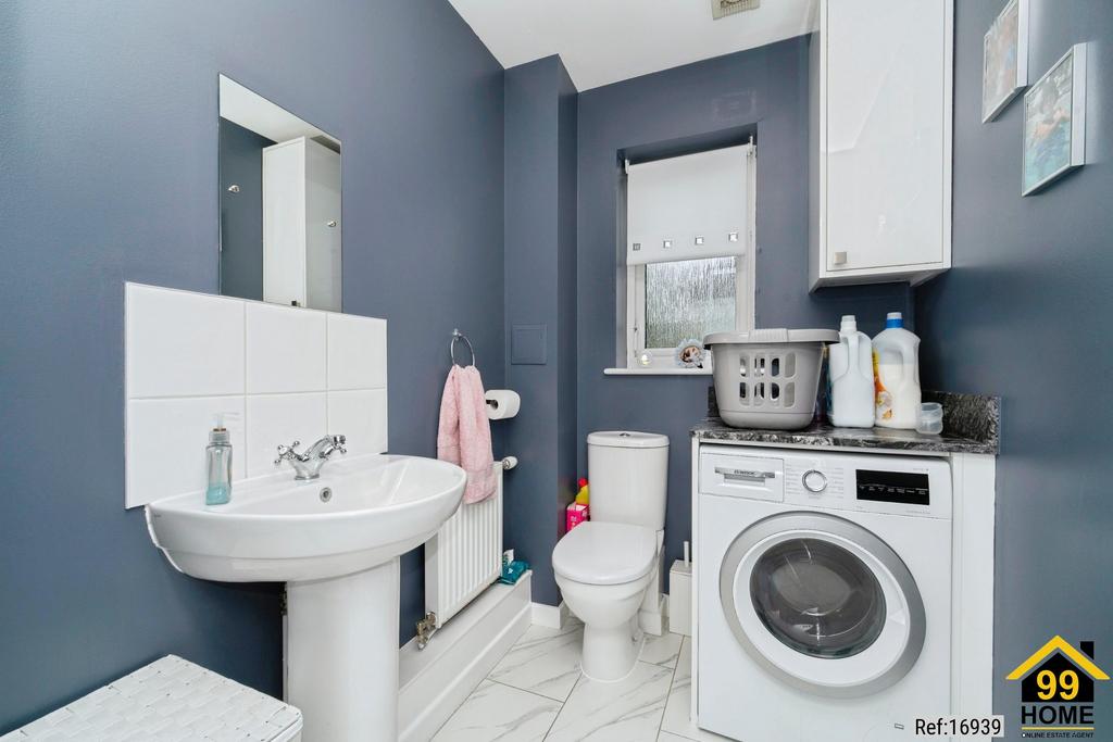 Utility room, utility
