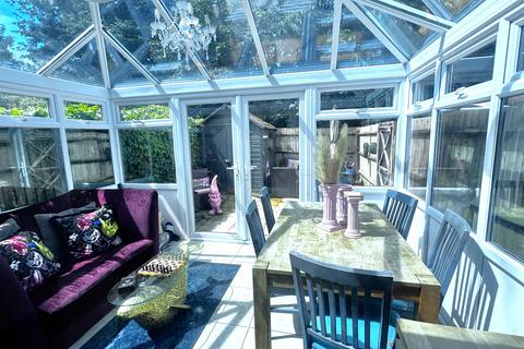 4 bedroom end of terrace house to rent, Laurel Mews, LEIGHTON BUZZARD