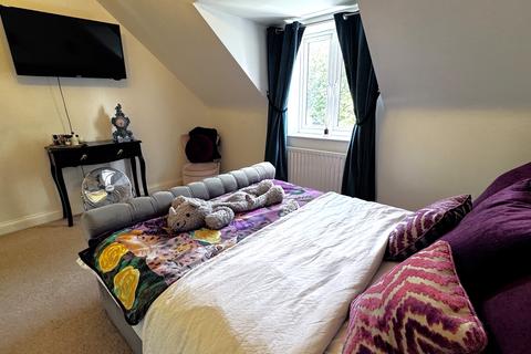 4 bedroom end of terrace house to rent, Laurel Mews, LEIGHTON BUZZARD