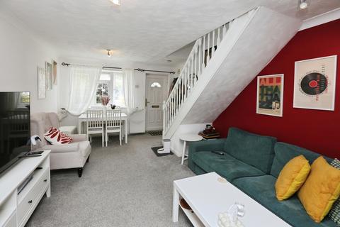2 bedroom end of terrace house for sale, The Mews, Nursery Gardens, Chandler's Ford, Eastleigh, SO53