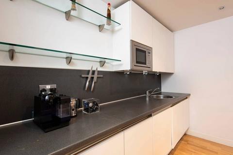 2 bedroom flat to rent, Rossetti Place, Lower Byrom Street, Manchester, M3 4AN