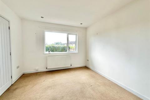 3 bedroom end of terrace house to rent, High Hill Road, New Mills, High Peak