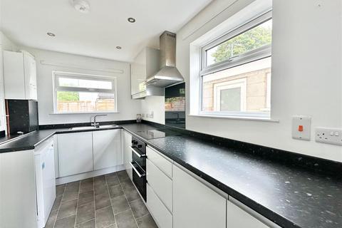 3 bedroom end of terrace house to rent, High Hill Road, New Mills, High Peak