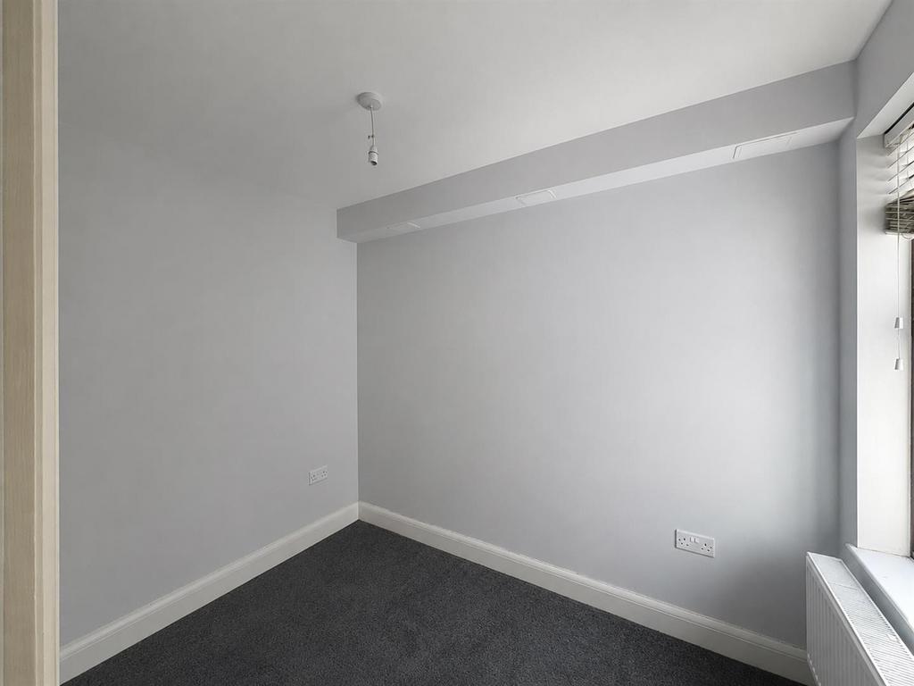Apartment in Hornchurch - More