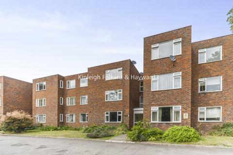 2 bedroom flat for sale, Albemarle Road, Beckenham, Kent, BR3