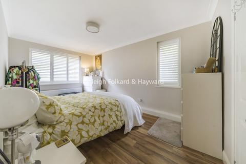 2 bedroom flat for sale, Albemarle Road, Beckenham, Kent, BR3