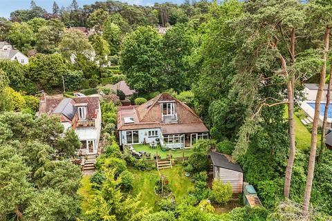 3 bedroom chalet for sale, Black Pond Lane, Lower Bourne, Farnham