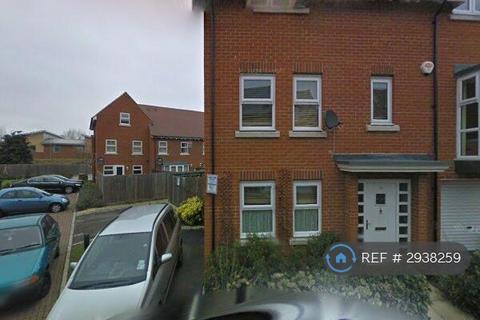 1 bedroom in a house share to rent, Cavell Court, Bishop's Stortford, CM23