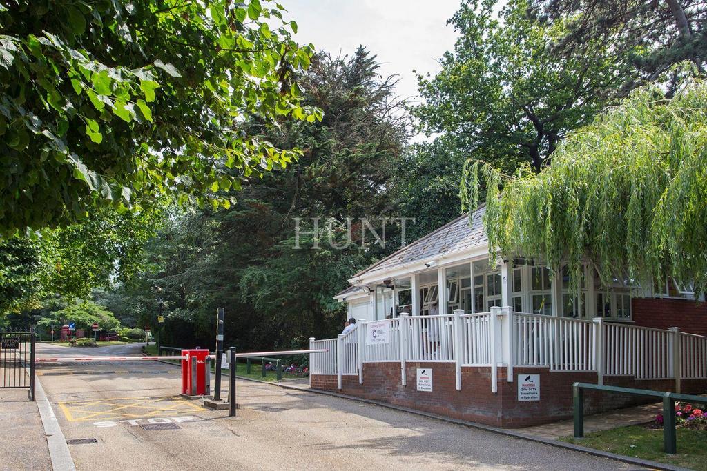 24 Hour Concierge Services at Repton Park