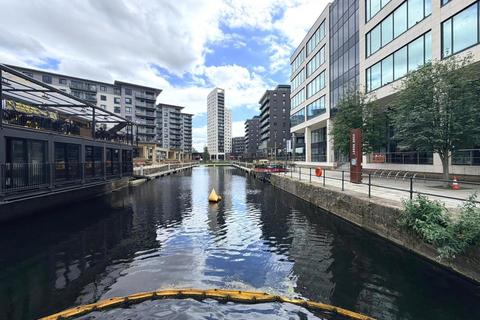 2 bedroom apartment for sale, La Salle, Leeds Dock