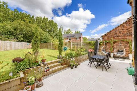 4 bedroom detached house for sale, Mossey Green, Ketley Bank