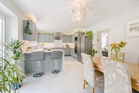 4 bedroom detached house for sale, Mossey Green, Ketley Bank