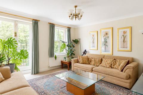 4 bedroom end of terrace house to rent, Lamarsh Road, Botley