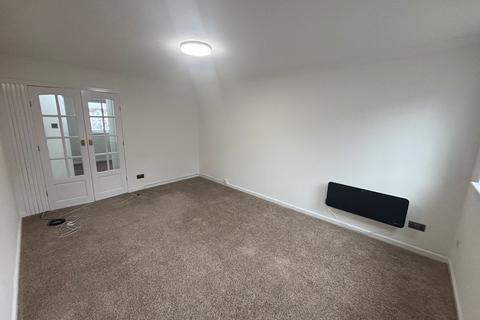 2 bedroom flat to rent, Jute Street, Aberdeen, AB24