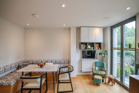 3 bedroom maisonette for sale, The General, Bristol, BS1