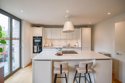 3 bedroom maisonette for sale, The General, Bristol, BS1