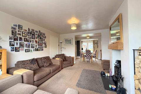 3 bedroom semi-detached house for sale, Stratton Road, Woodhouse HD6