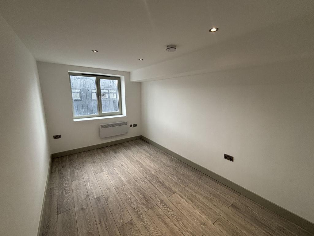 Belgrave Road, Leicester - More