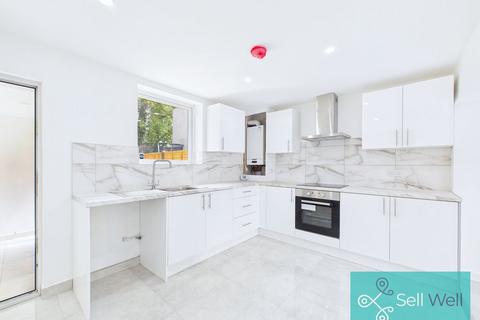 2 bedroom terraced house for sale, Worsley Road North, Manchester M28