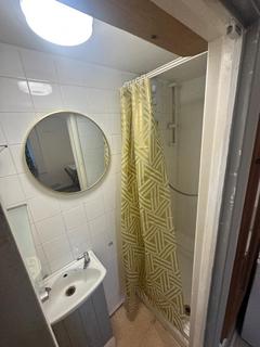 undefined, Grays Inn Road, Islington WC1X