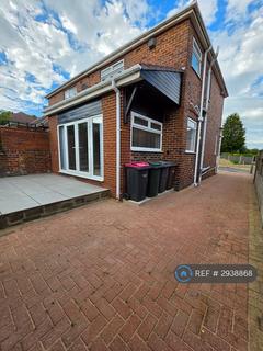 3 bedroom semi-detached house to rent, Twyford Close, Mexborough, S64