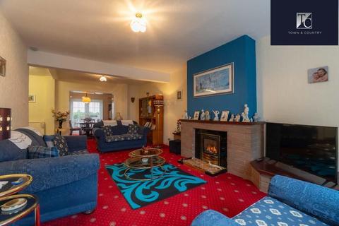 undefined, St Fillans Road, Stepps, G33 6LW