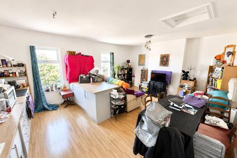 2 bedroom apartment for sale, Grange Road, West Kirby, Wirral, Merseyside, CH48