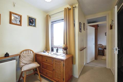 undefined, Hightown Road, Oxfordshire, OX16