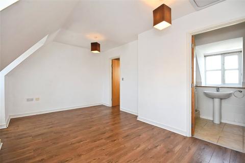 3 bedroom maisonette for sale, New Writtle Street, Chelmsford, Essex, CM2