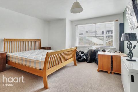 2 bedroom detached house for sale, Upper Grove, Margate