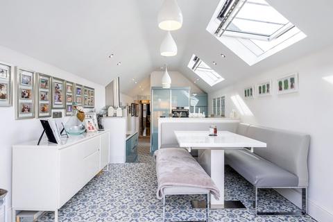 undefined, East Street, Farnham, GU9