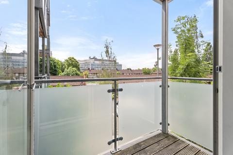 2 bedroom flat for sale, Ducane Road, London, W12