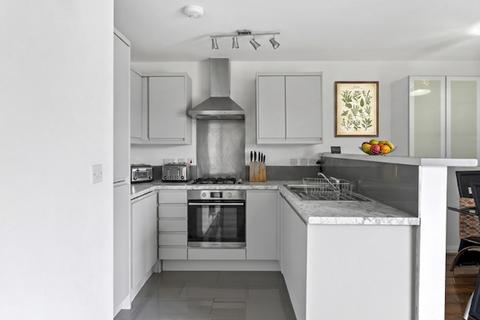2 bedroom flat for sale, Ducane Road, London, W12